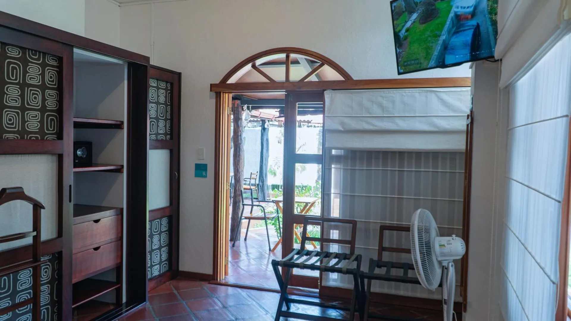 Hotel Galapagos Suites B&B Puerto Ayora  Puerto Ayora (Galapagos Islands)